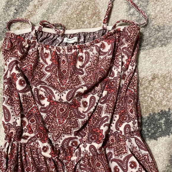 Romper - Picture 2 of 3